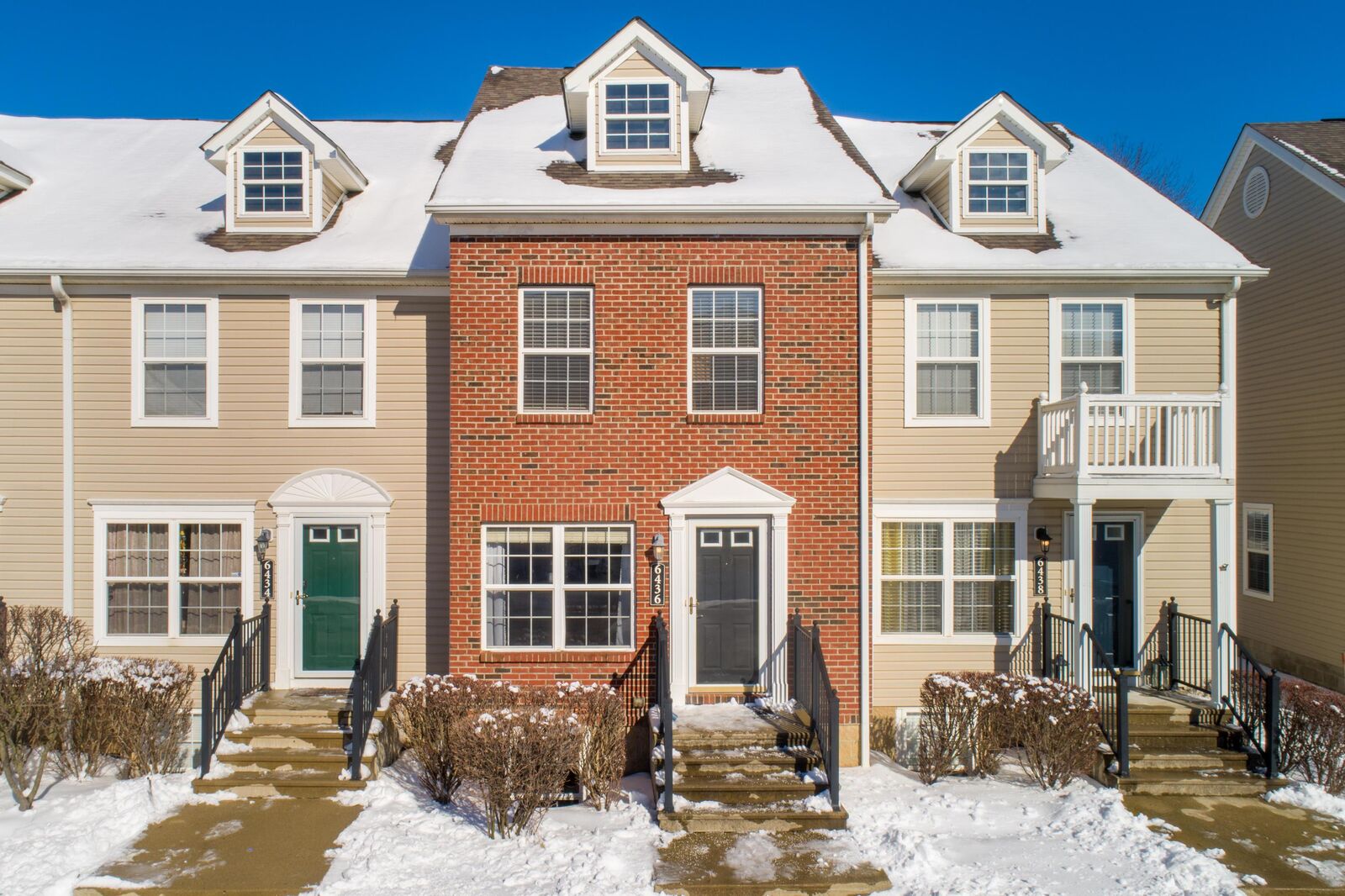 Property Photo: 6436 Walnut Fork Drive OH 43081