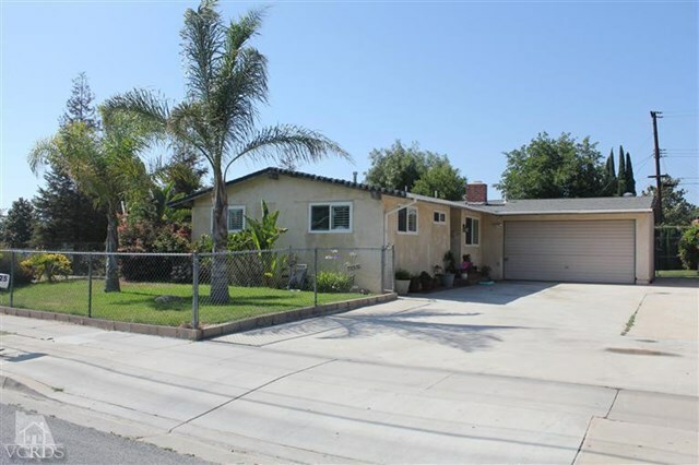 Property Photo:  725 Royal Avenue  CA 93065 