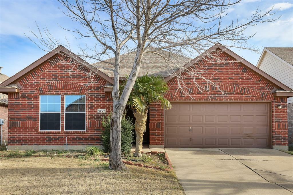 Property Photo:  5604 Brookside Drive  TX 76226 