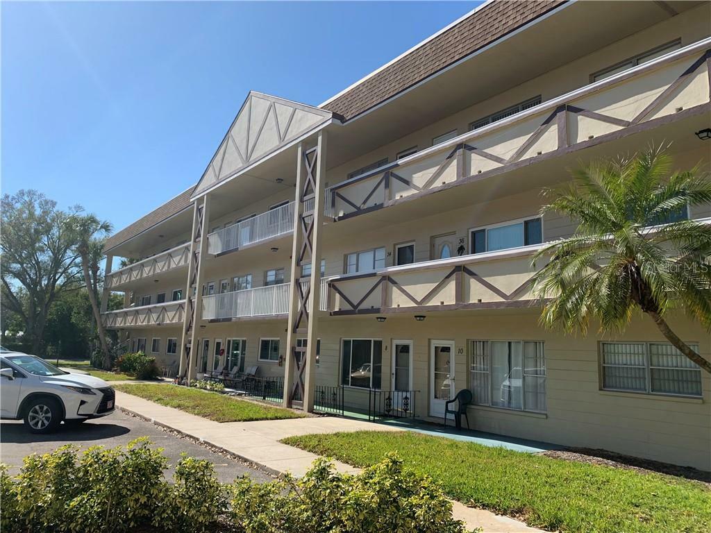 Property Photo: 2464 Australia Way E 30 FL 33763