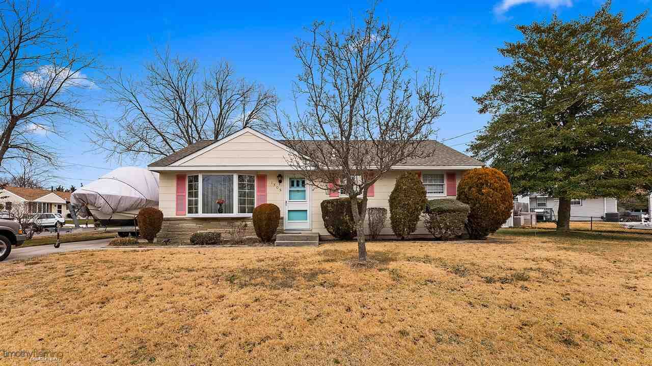 Property Photo:  1305 Whittier  NJ 08204 
