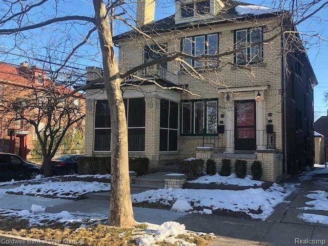 Property Photo: 886 Nottingham Rd # 888 MI 48230