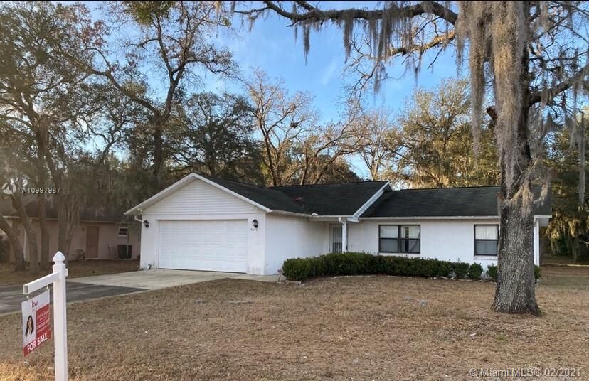 Property Photo: 4300 SW 143 FL 34473