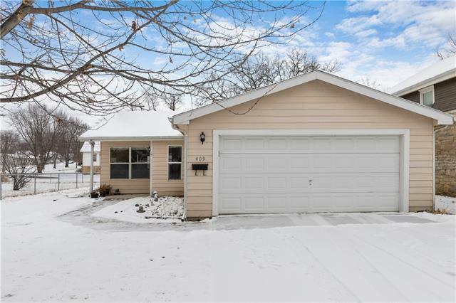 Property Photo: 409 S Oak Street KS 66067
