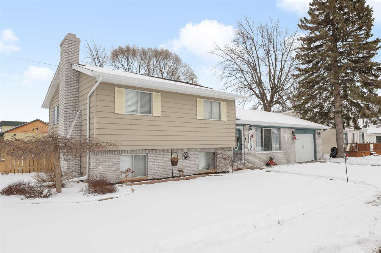 Property Photo:  12037 Emelia St.  MI 48415 