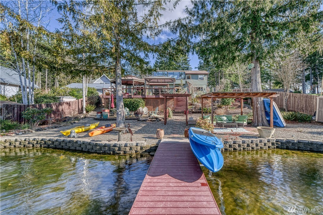 Property Photo:  200 E North Cove Rd  WA 98584 