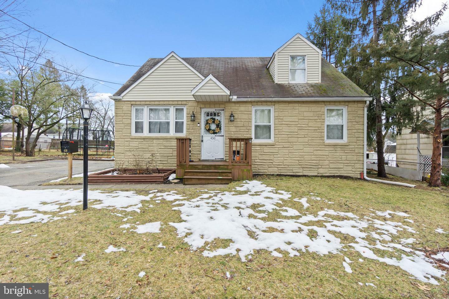 Property Photo:  430 Melvin Avenue  NJ 08029 