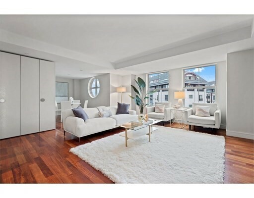 Property Photo:  4 Battery Wharf 4601  MA 02109 