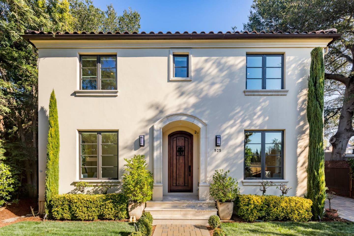 Property Photo: 525 Guinda Street CA 94301