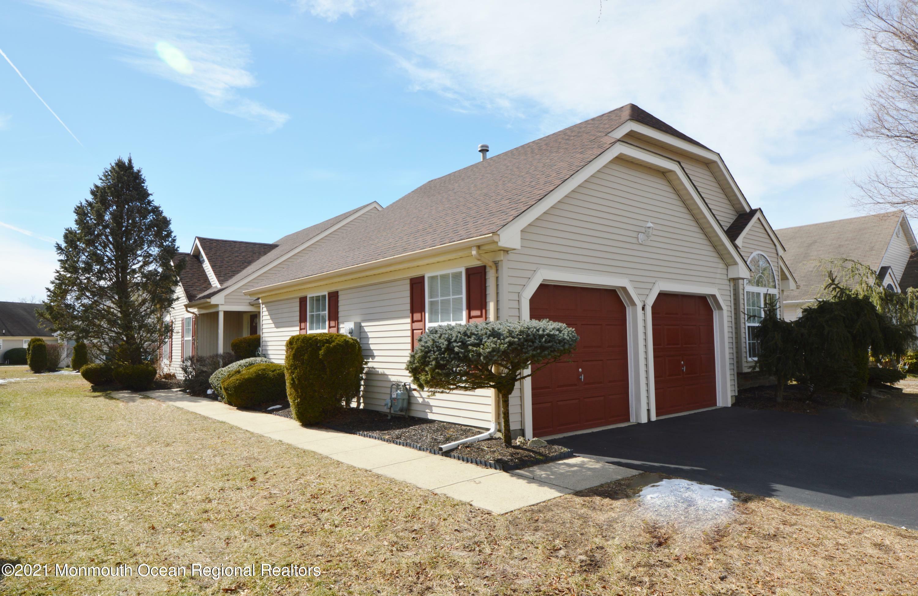 Property Photo:  2728 Meadow Lake Drive  NJ 08755 