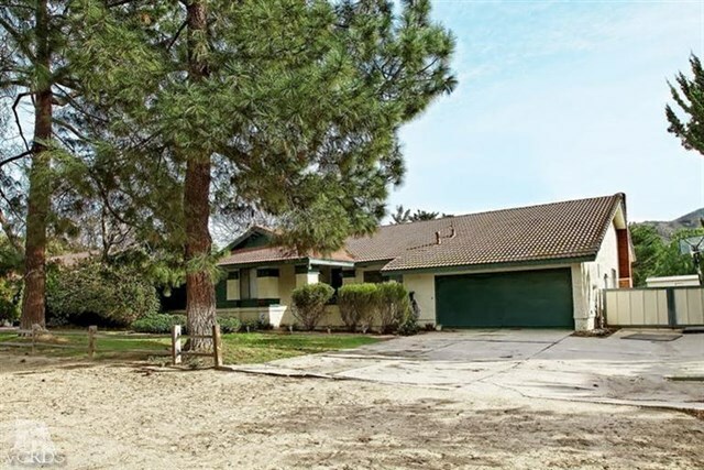 Property Photo:  1692 Meander Drive  CA 93065 