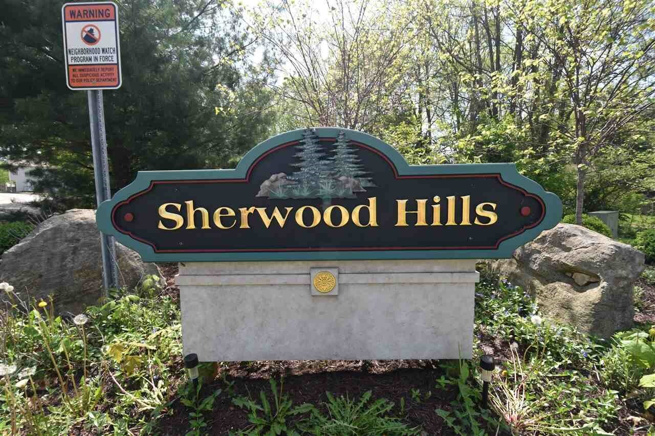 Property Photo:  723 E Sherwood Hills Drive  IN 47401 
