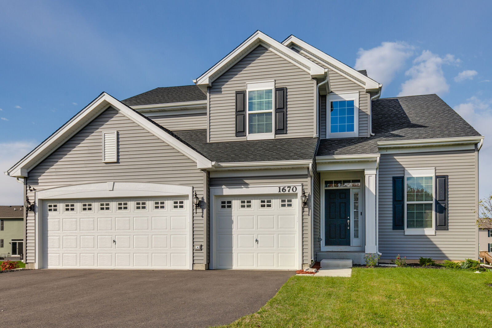 Property Photo:  1670 Innsbrook Court  IL 60020 