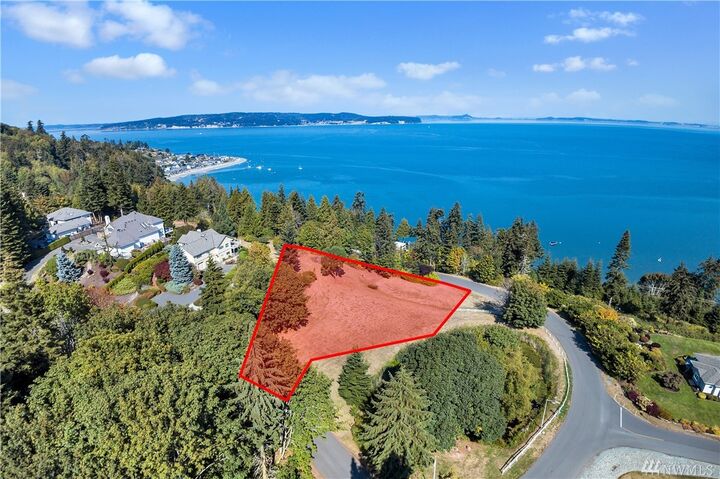 Property Photo:  27 Belmont Place  WA 98282 