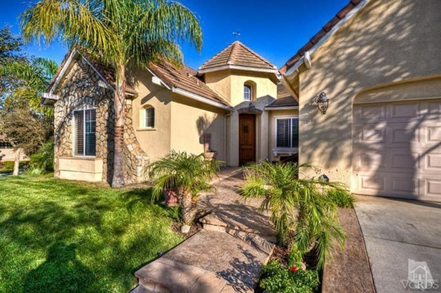 Property Photo:  90 Via Ricardo  CA 91320 