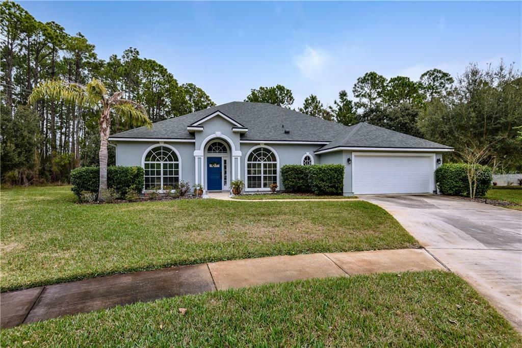 Property Photo:  200 Deportivo Drive  FL 32086 