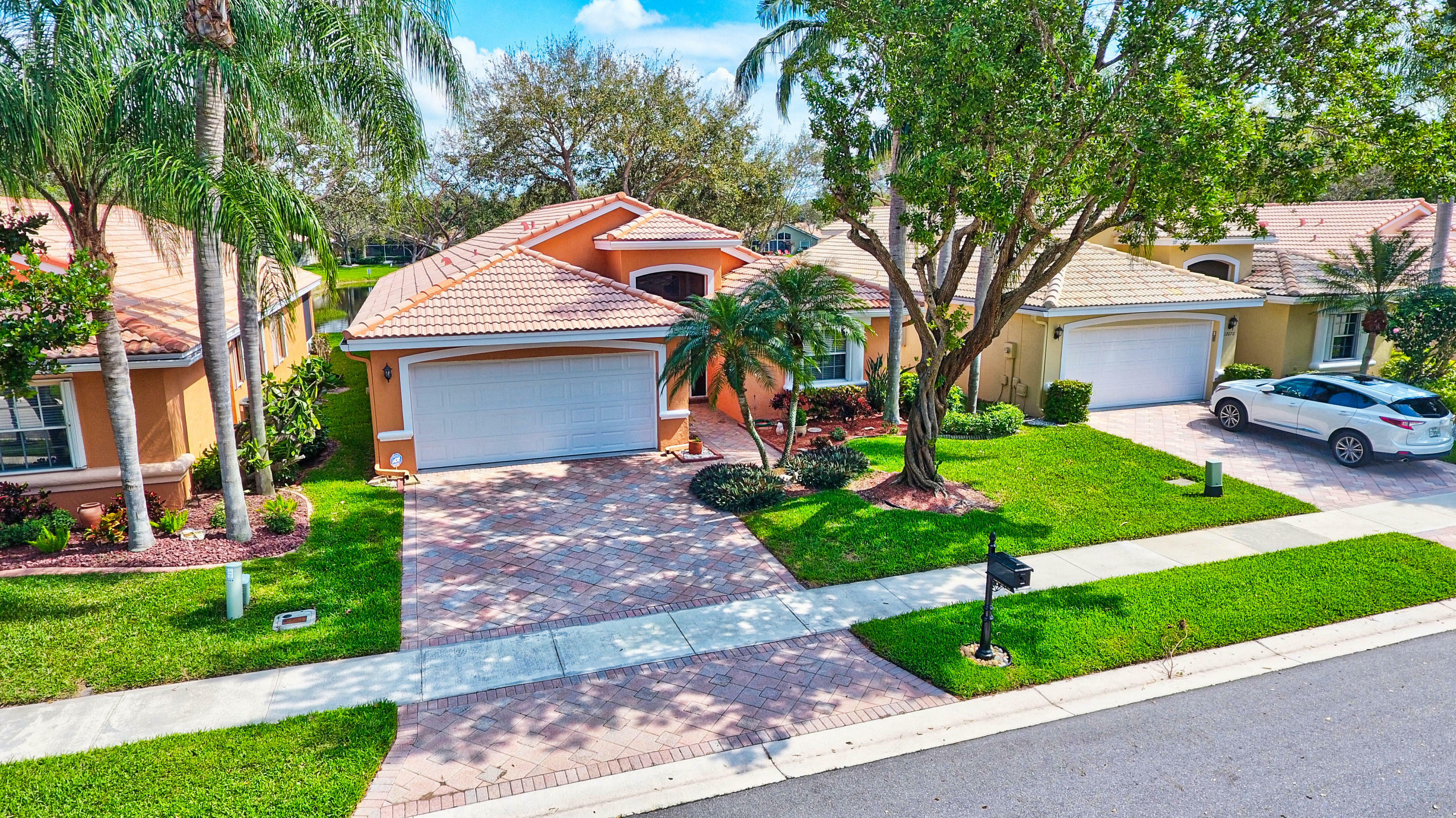 Property Photo:  12070 Cortina Drive  FL 33437 