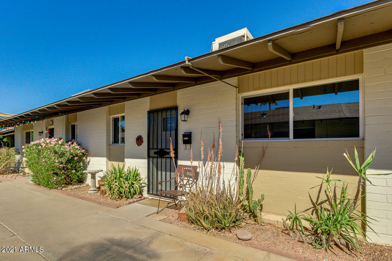 Property Photo:  6721 E McDowell Road B301  AZ 85257 