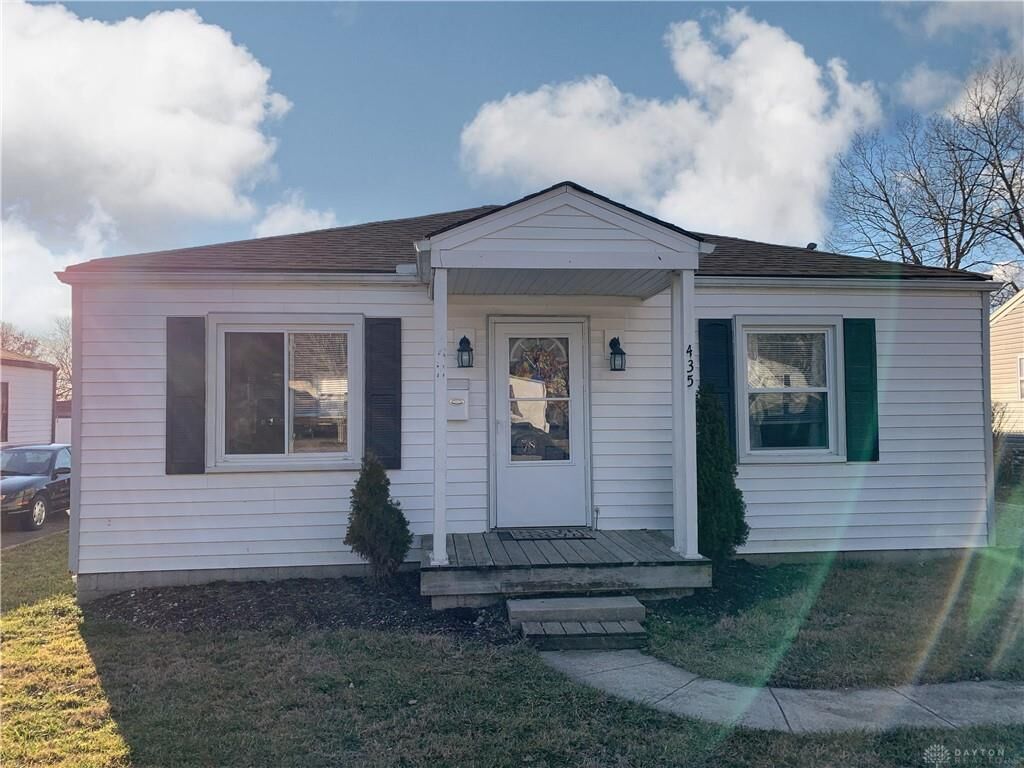 Property Photo: 435 Sunset Drive OH 45065