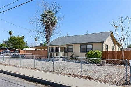 1205 W Devonshire Avenue  Hemet CA 92543 photo