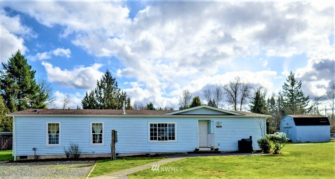 Property Photo: 7308 242nd Avenue Ct E WA 98321