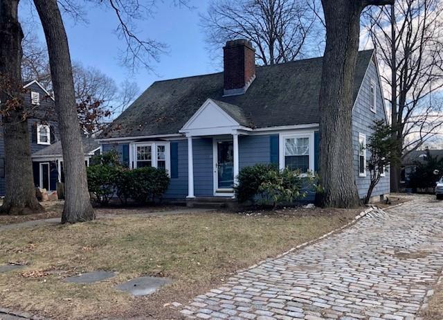 Property Photo:  15 Kenton Av  RI 02916 