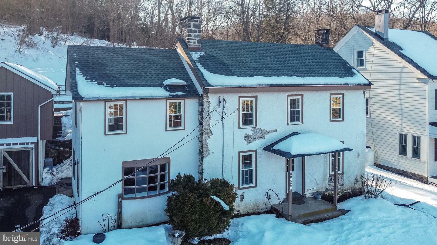 Property Photo:  4930 River Road  PA 18950 