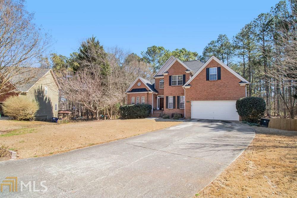 Property Photo: 3319 Hackmatack Dr GA 30152