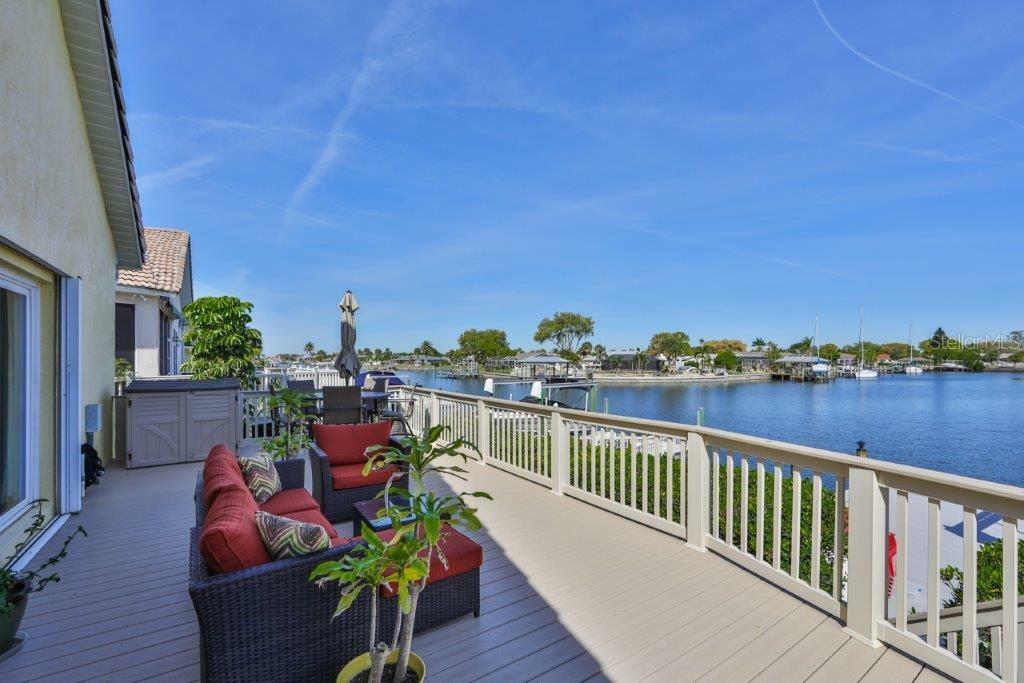 Property Photo:  823 Symphony Isles Boulevard  FL 33572 