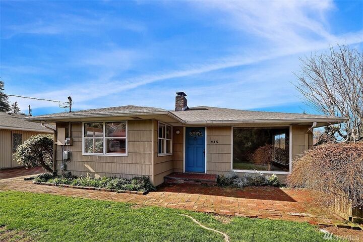 215 Upper Edmonds St.  Edmonds WA 98020 photo