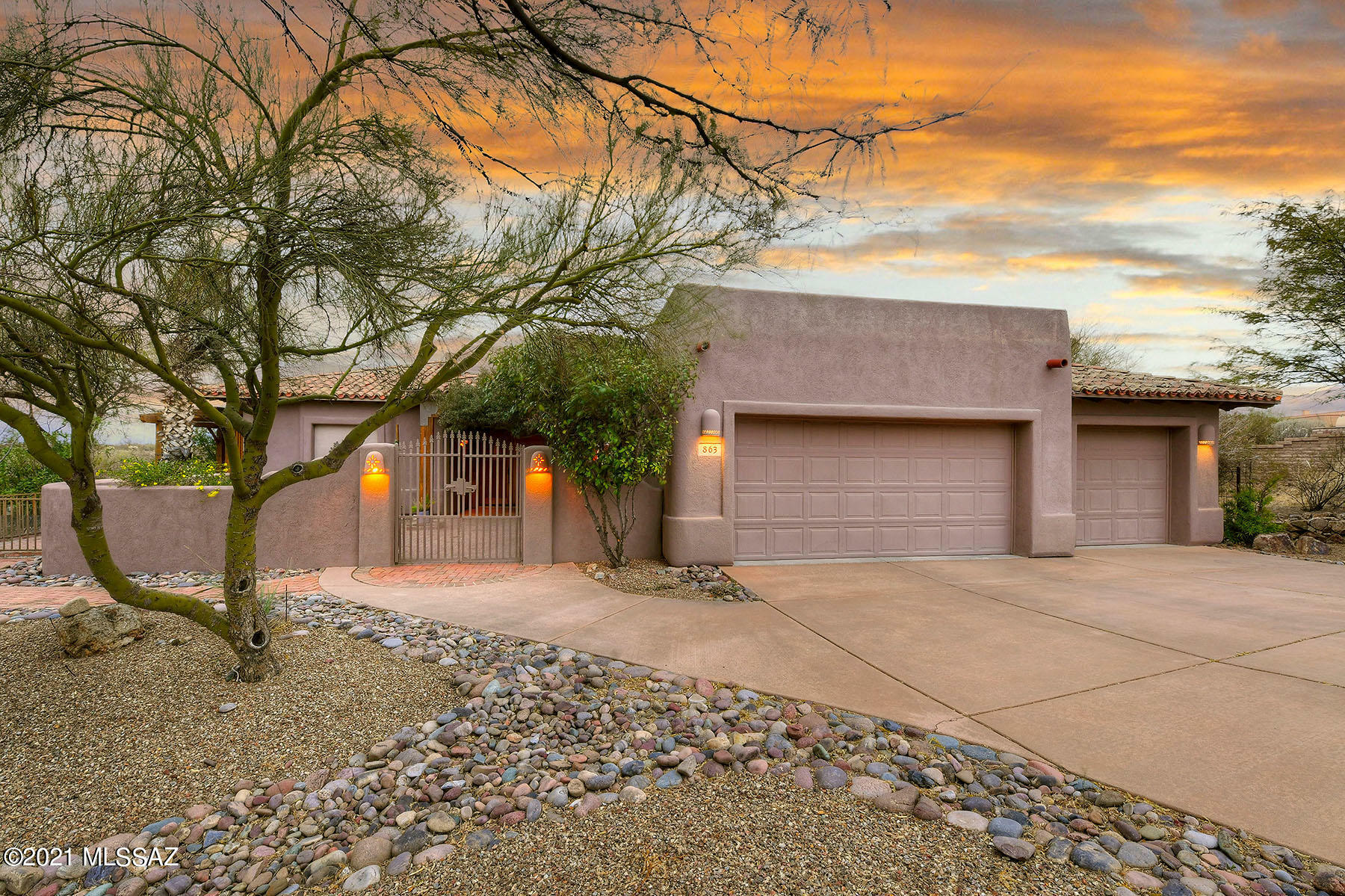 Property Photo:  863 S Preservation Place  AZ 85614 