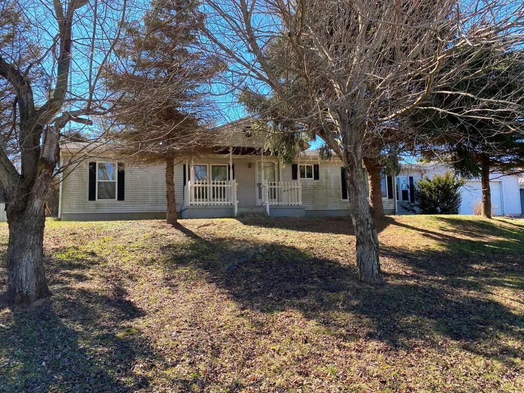 Property Photo: 6540 Brownsville SE Road OH 43056