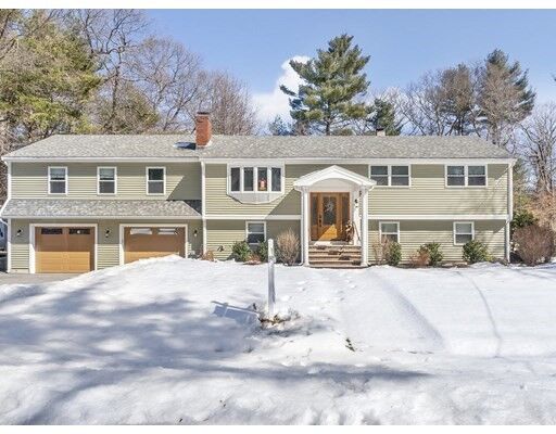 Property Photo:  8 Ferren Dr  MA 01821 