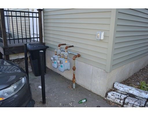 Property Photo: 9 Larch St MA 01609