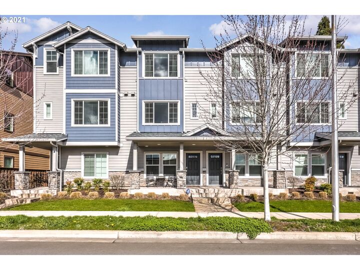 7912 NE Heiser St  Hillsboro OR 97006 photo