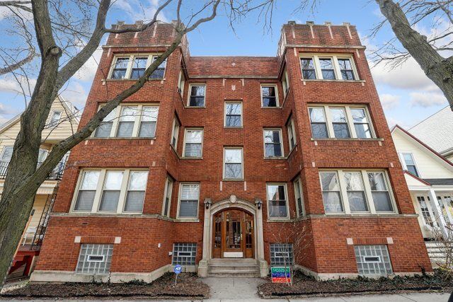 Property Photo:  1521 W Edgewater Avenue 3E  IL 60660 