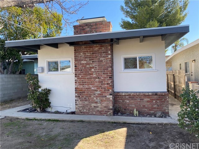Property Photo: 10256 Irma Avenue CA 91042