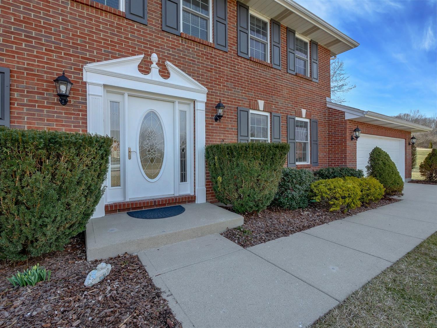 Property Photo:  3419 Palomino Trl  OH 45040 