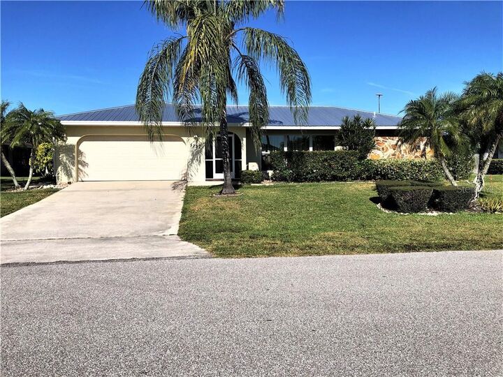Property Photo: 5257 Boyle Terrace FL 33981