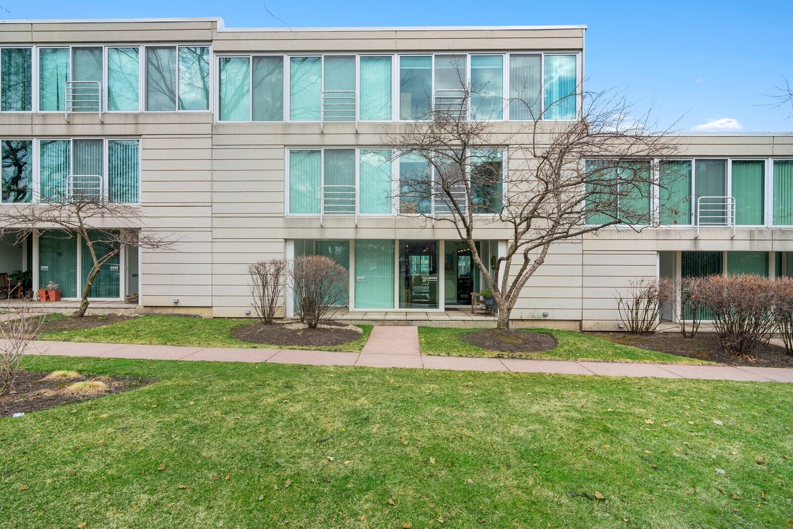 Property Photo: 3445 Harrison Street IL 60201
