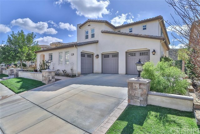 Property Photo:  4110 Eagle Flight Drive  CA 93065 