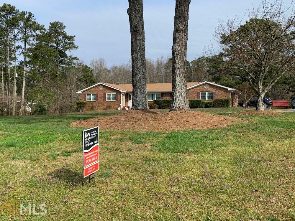 Property Photo: 225 Chaffin Rd GA 30075