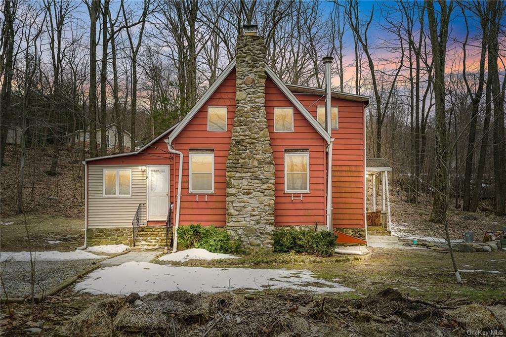 Property Photo:  19 Arcadian Trail  NY 10950 