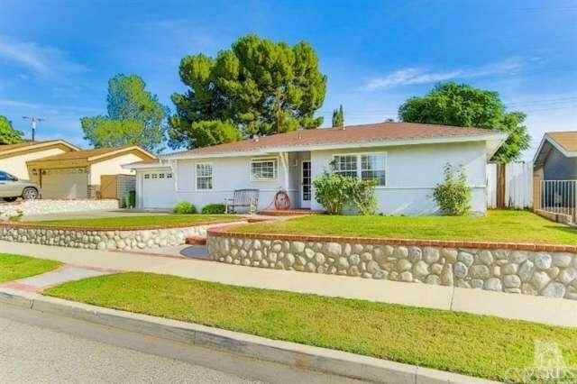 Property Photo:  2326 Heather Street  CA 93065 