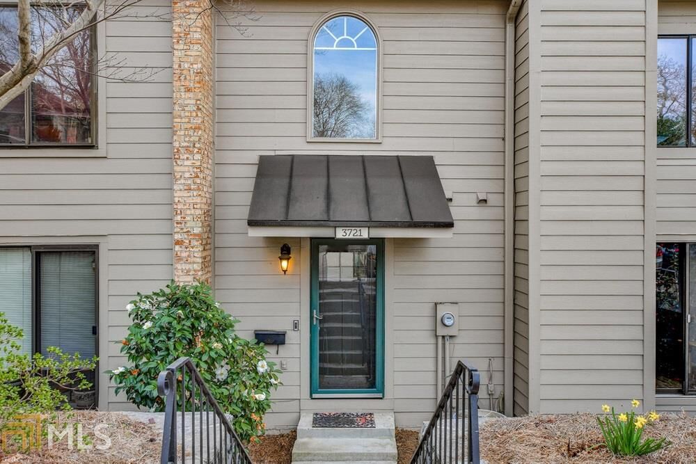 Property Photo:  3721 Stonewall Cir  GA 30339 