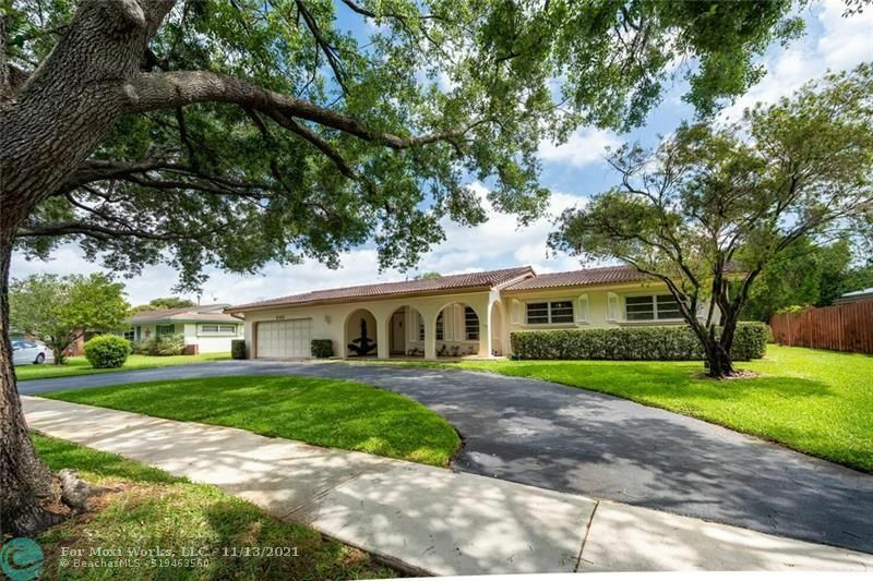 Property Photo: 640 NW 74th Ave FL 33317