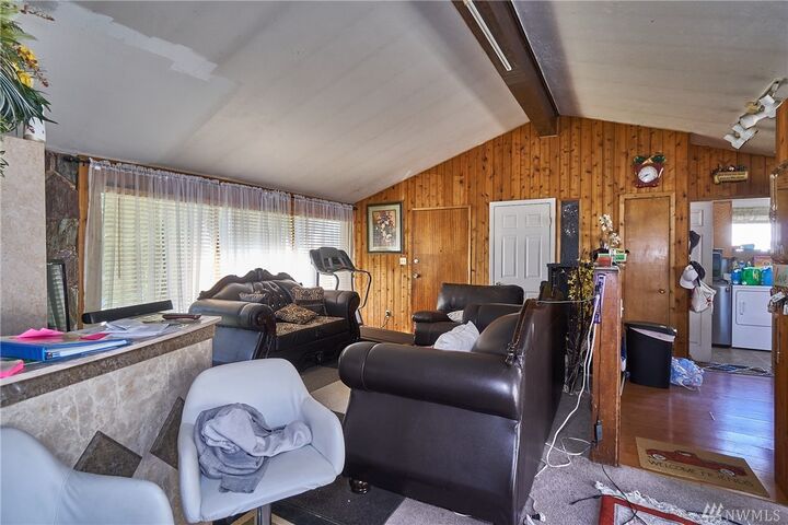 Property Photo:  30904 18th Ave S  WA 98003 