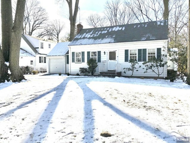 Property Photo: 879 Midland Road NJ 07649