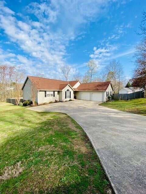 Property Photo: 2327 Violette Drive TN 37379