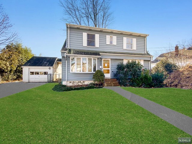 Property Photo:  202 Reichelt Road  NJ 07646 